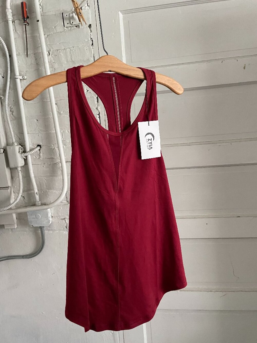 ZYIA Cranberry Effortless High Low Relaxed Fit Women's Tank Top, Long XL - Picture 4 of 10